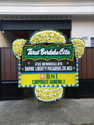 Papan Bunga Duka di Tirtomoyo